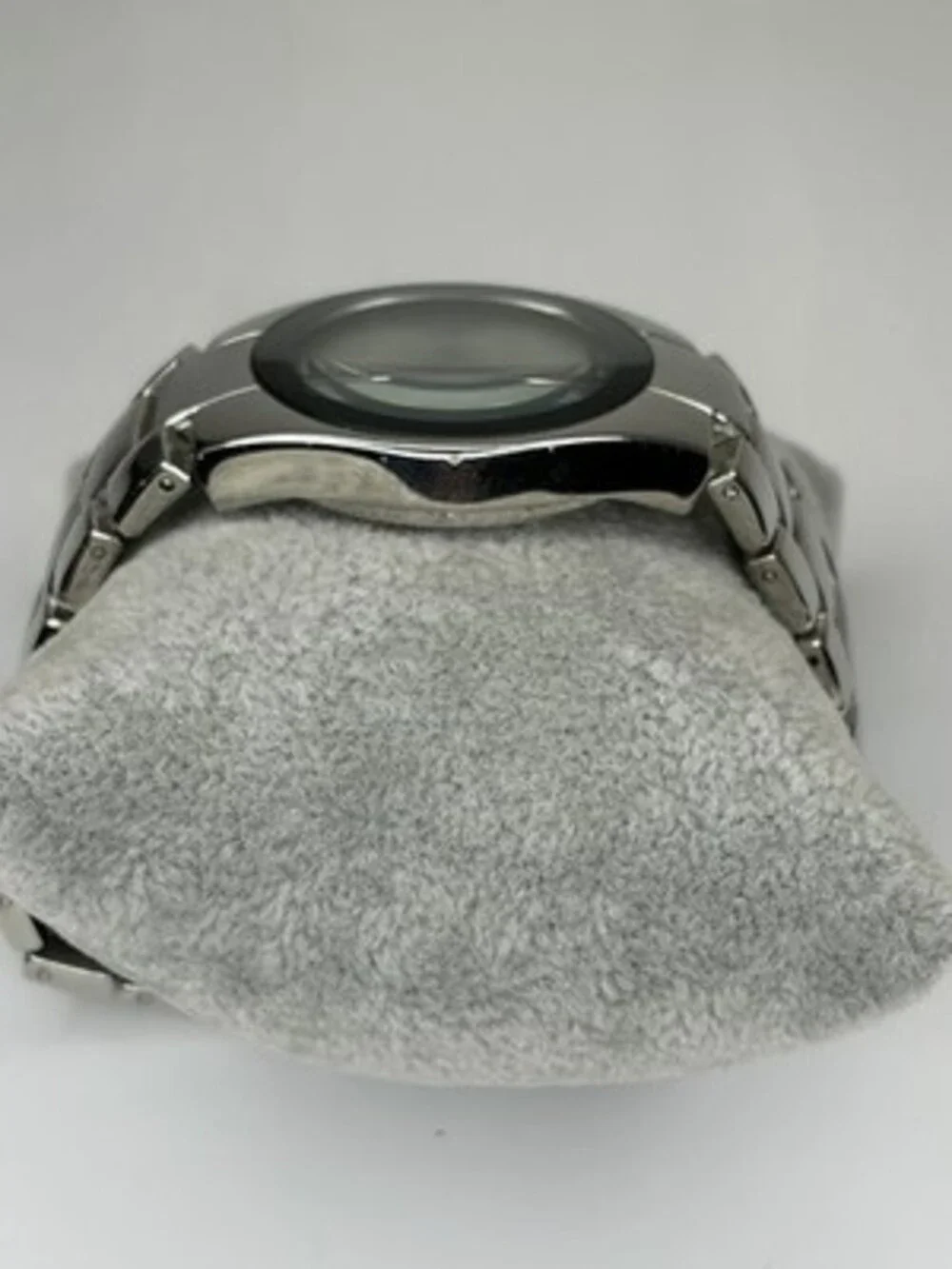 Movado Swiss Quartz Women’s Stainless Steel Watch Silver Sunray Dial w/ Box